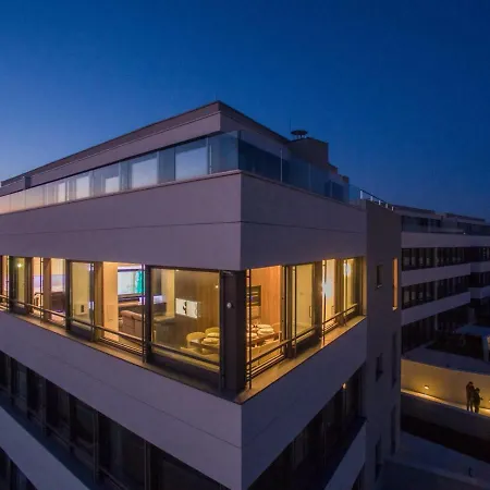 Lägenhet Luxury Kortina