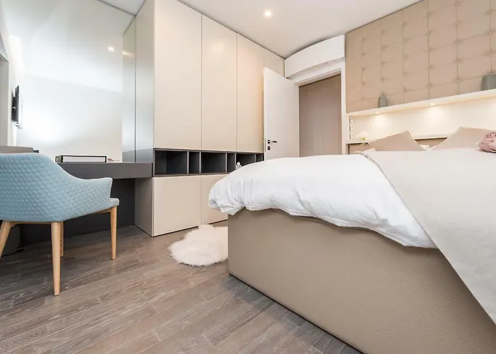 Luxury Kortina * זאדאר